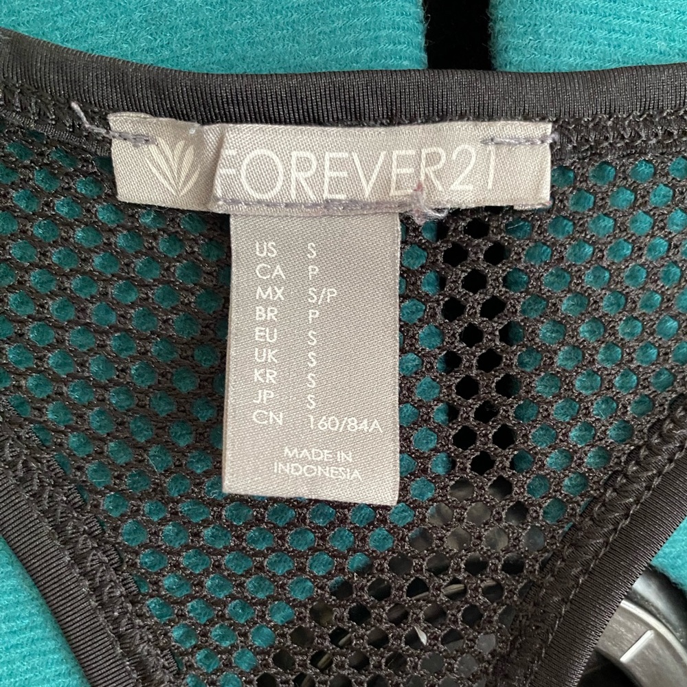 ✨3 for$10✨ Forever 21 black racer back mesh tank Small - Picture 3 of 6